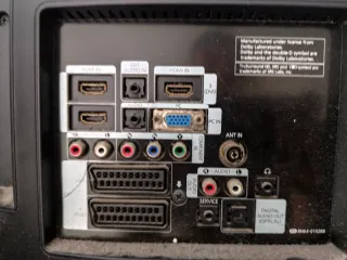 Samsung TV 32 LE33B550. No es smart.