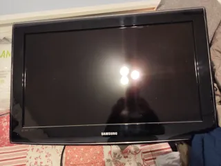 Samsung TV 32 LE33B550. No es smart.