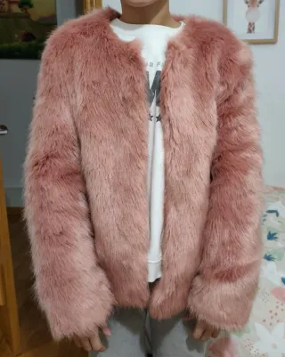 Abrigo pelo rosa