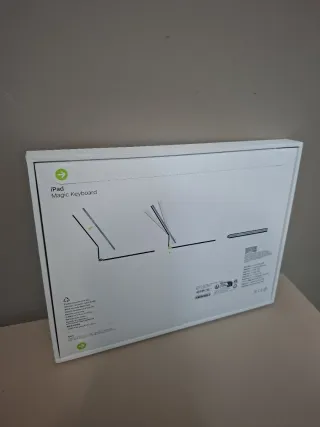 Teclado iPad Magic Keyboard 11" M4-M5