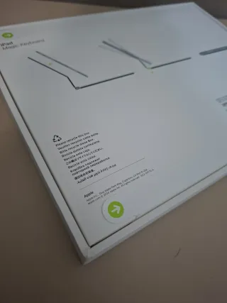 Teclado iPad Magic Keyboard 11" M4-M5