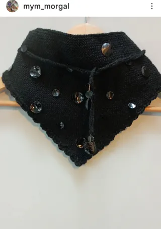 Bandana negra hecha a mano