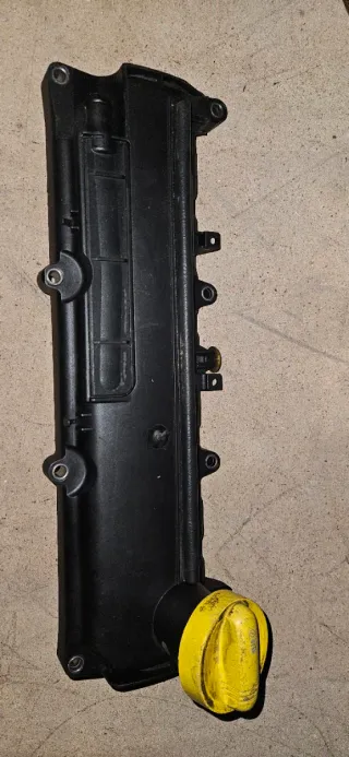 Tapa válvulas Renault 1.5 dci nueva