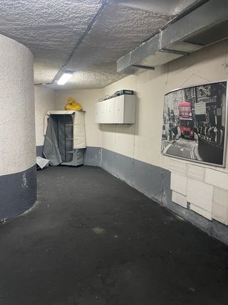 Venta plaza de garaje cerrada - Oviedo