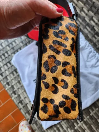 Bolso Love Moschino Negro y Animal Print