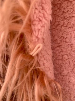 Abrigo pelo rosa Bershka