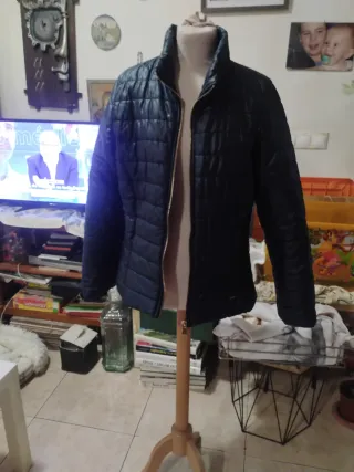 Chaqueta acolchada azul
