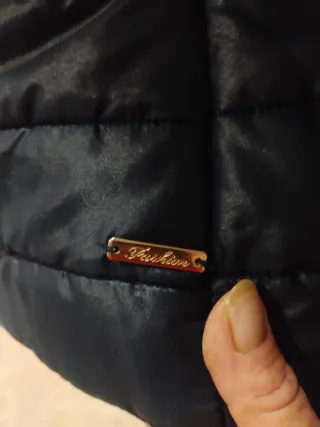 Chaqueta acolchada azul