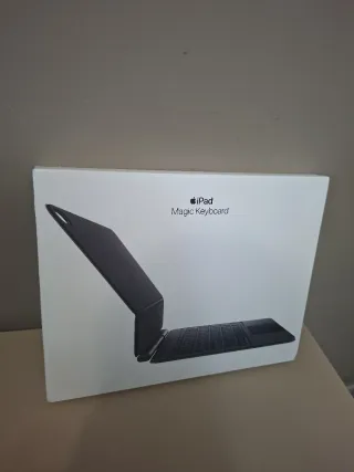 Apple iPad Magic Keyboard 11'' M3