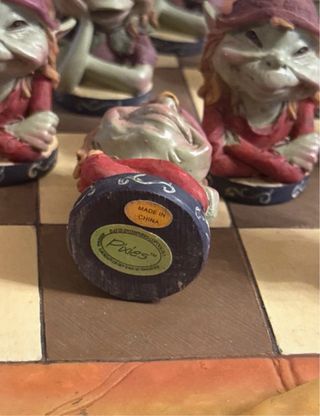 Scacchiera con Pixies e Coccinella