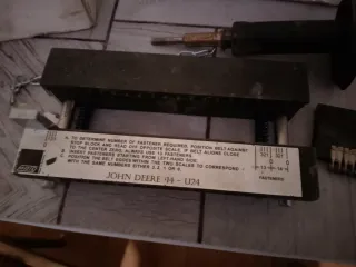 Máquina para reparar cintas de empacadoras