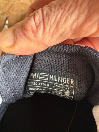 Sneakers Tommy Hilfiger bianche e nere