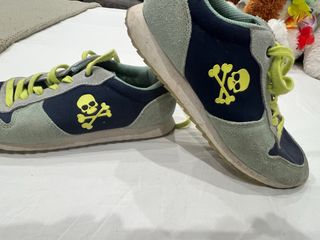 Tenis Scalpers Talla 37 Calavera