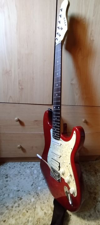 Amplificador Roland Micro Cube + Guitarra