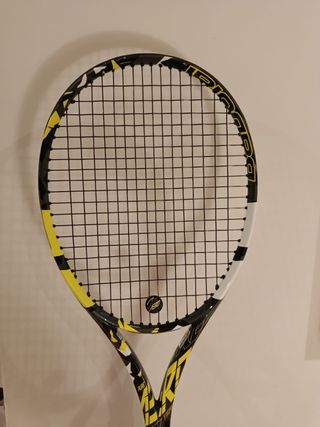 Raqueta Babolat Pure Aero. Muy buen estado.