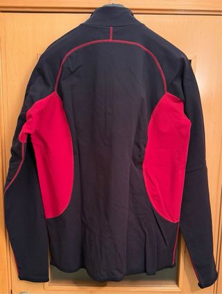 Polar Quechua azul y rojo Talla XL-XXL