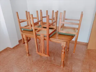 Conjunto mesa y sillas madera