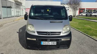 Opel Vivaro 2004
