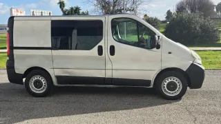 Opel Vivaro 2004