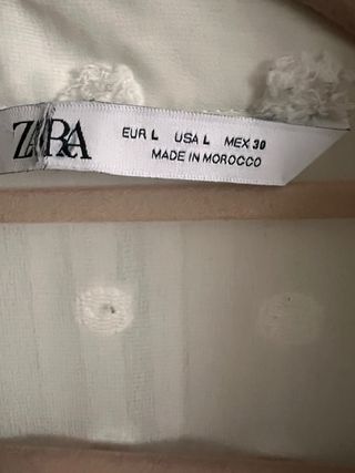 Blusa Zara blanca con textura