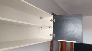 Armario modular gris oscuro