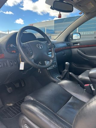 Toyota Avensis D4D 2.0 executive diesel