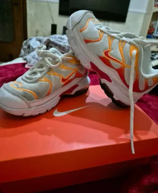 Nike Air Max Plus Bambini Arancioni Bianche