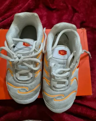 Nike Air Max Plus Bambini Arancioni Bianche