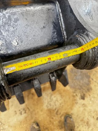 Cazo Excavadora Negro