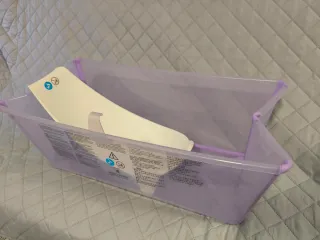 Bañera Stokke con adaptador