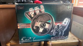 Volante Logitech G27 (a reparar) No se que le pasa