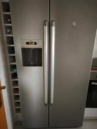 Nevera Americana Balay 2012... retirar en Ávila