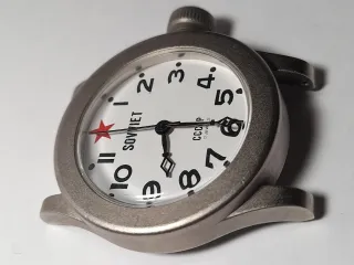 3 Orologi Hermin, Martina, Sovviet da Riparare