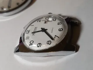 3 Orologi Hermin, Martina, Sovviet da Riparare