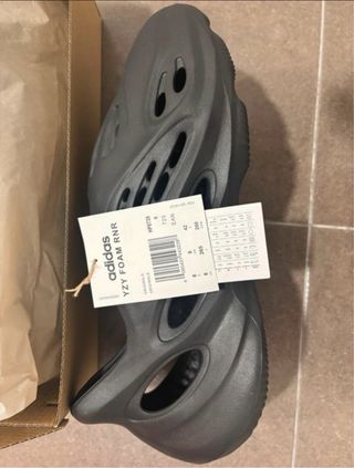 Adidas Yeezy Foam Runner Talla 42