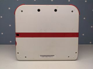 Nintendo 2DS Blanca Roja Para Piezas LEER ANUNCIO