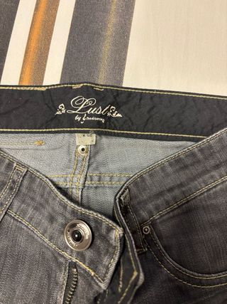 Pantalón vaquero gris chica