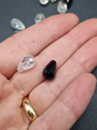 Lotto creativo misto perline e ciondoli