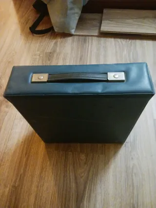 Máquina de escribir Olivetti Dora