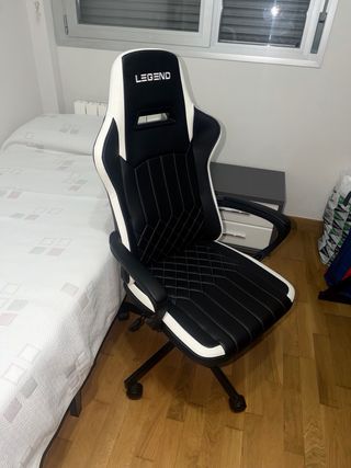 Silla Gamer LEGEND Negra y Blanca