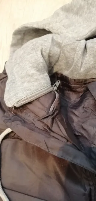 Chaqueta acolchada hombre con capucha