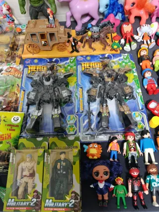 Lote de juguetes variado