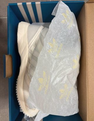 Zapatilla Adidas Adizero Bad Bunny Beige