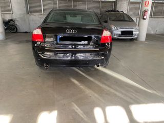Audi A4 3.0 V6 220CV