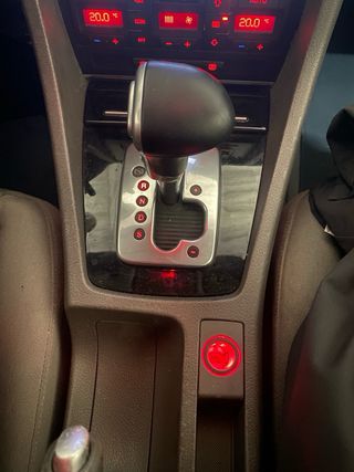 Audi A4 3.0 V6 220CV