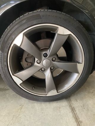 Audi A4 3.0 V6 220CV