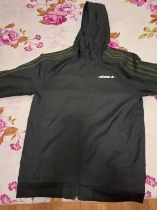 Chaqueta Adidas Reversible Negra y Verde