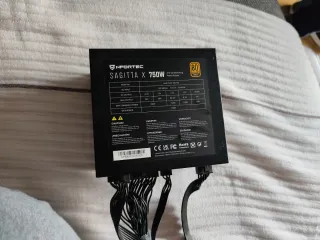 Fuente Nfortec RM750e 750W Gold Modular. Estatus