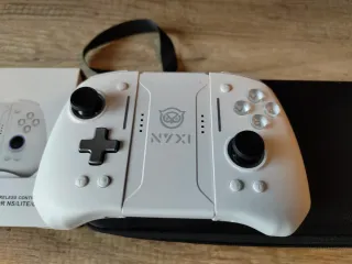 NYXI Hyperion Pro + Funda