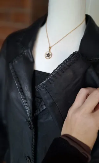 Chaqueta Piel Vintage Negra Diseño